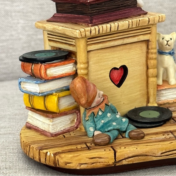 Time to Dance Limited Edition Musical Hummelscape - M. I. Hummel #1080-D 2003 - Picture 4 of 13